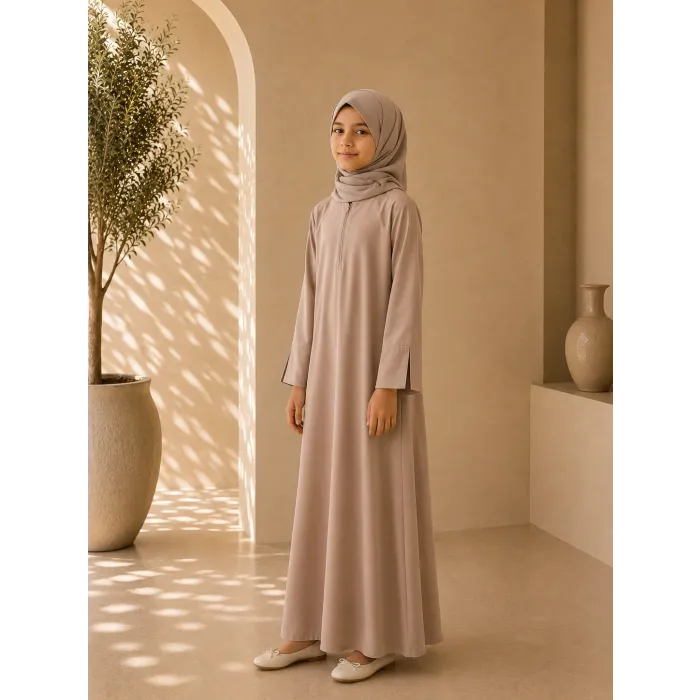 Premium kinderabaya donkerbeige – maat 10/11